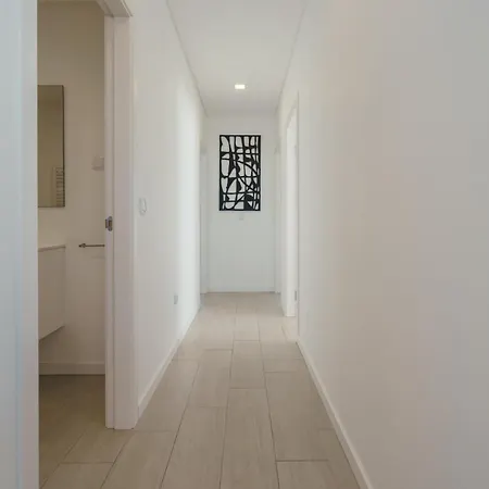 Villa Paradise 2 *